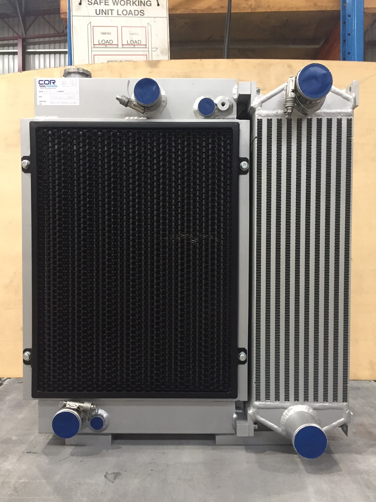 COR Cooling radiator with sandblast screen H-E Parts